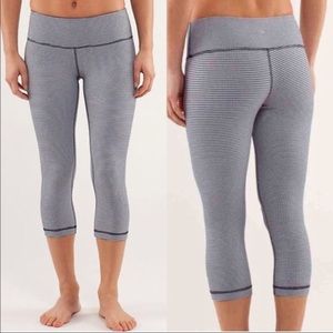 Lululemon Wunder Under cropped pant